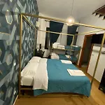 Frühstückspension Smeralda 3*